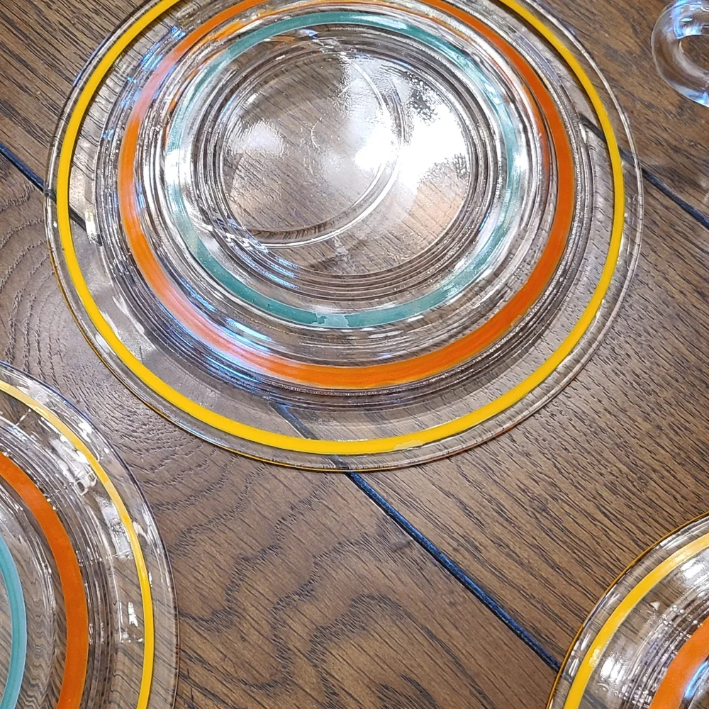 Anchor Hocking  snack plates with Federal Glass punch cups set of 4🐣